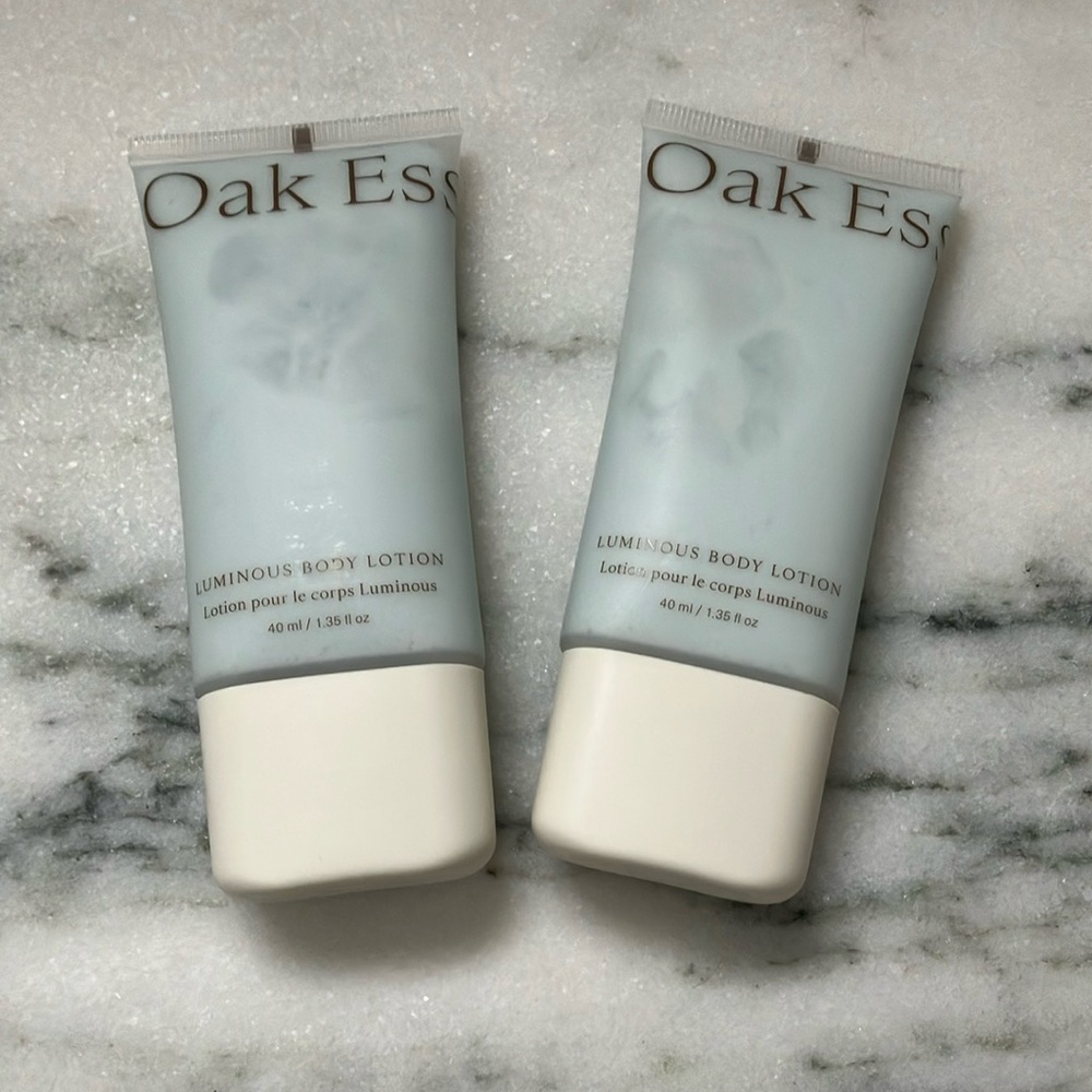 New Oak Essentials Luminous Body Lotion-40 ml